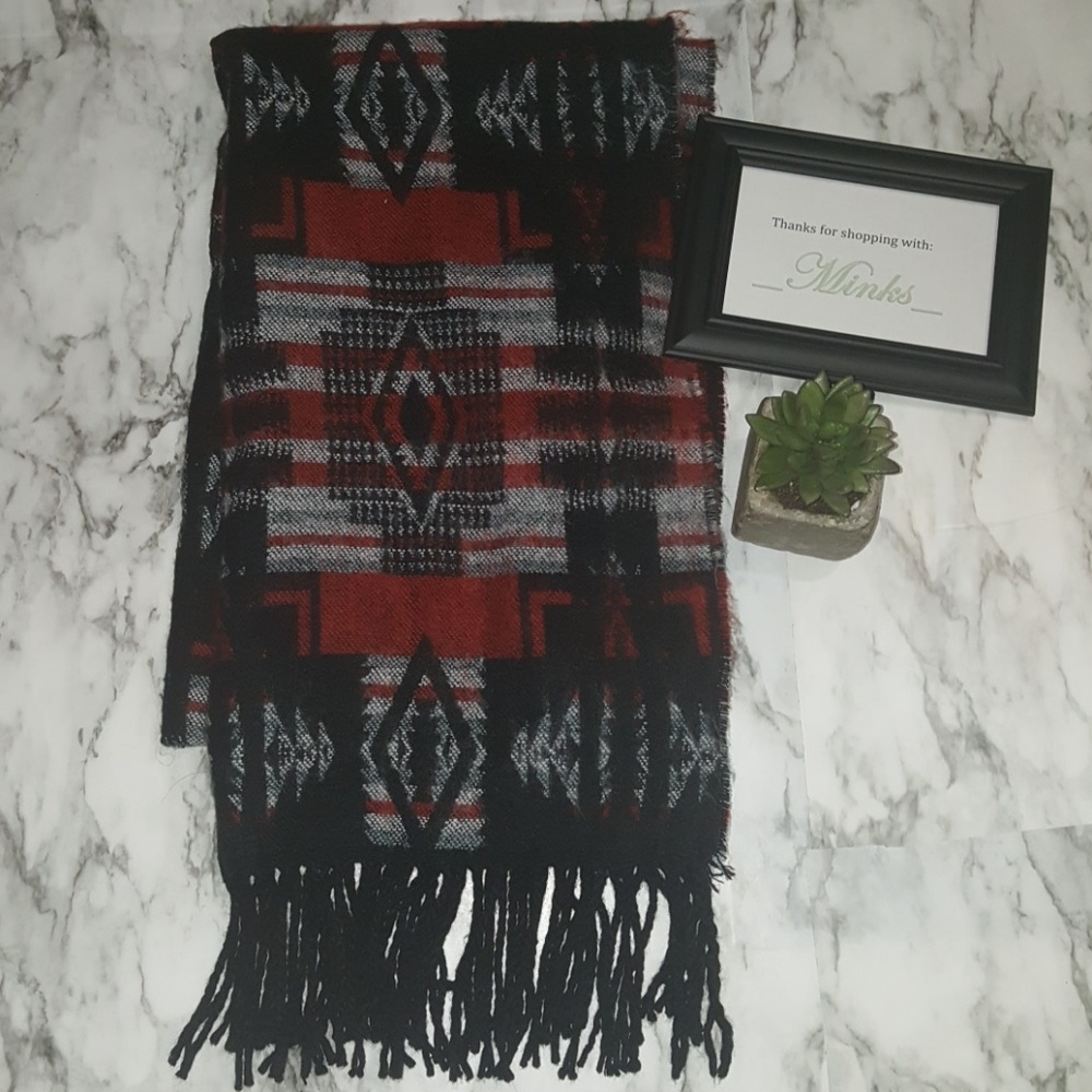 Aztec Scarf - Picture 3 of 3